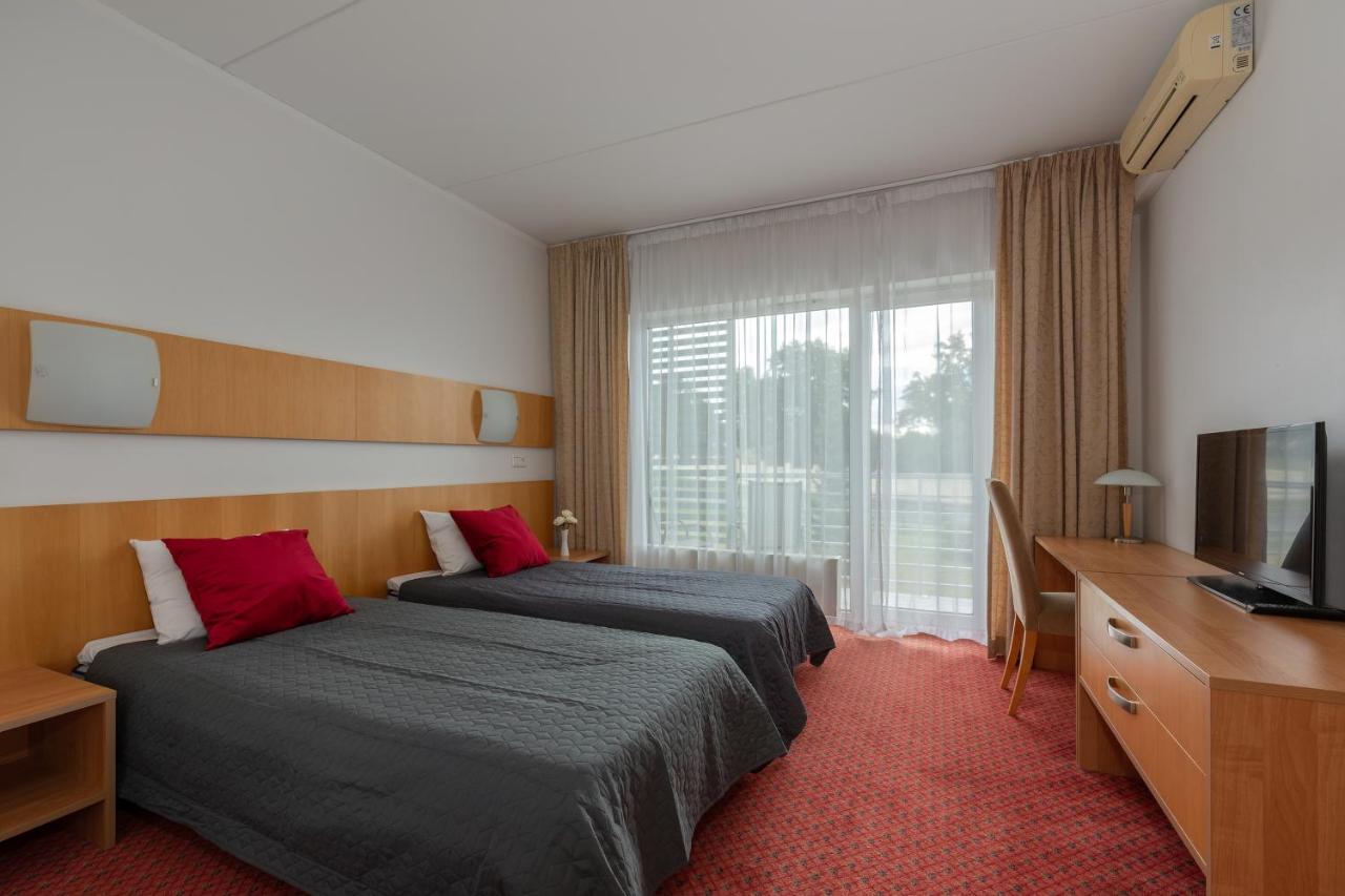 Raadimoisa Hotell タルトゥ エクステリア 写真